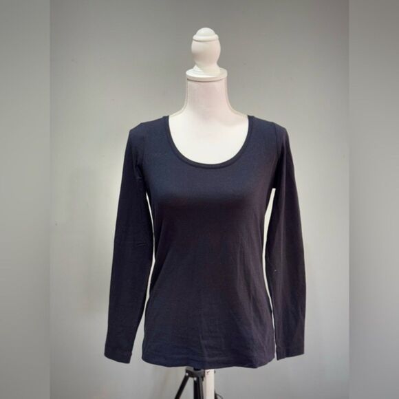 Set of 2 Lands’ End Fitted Scoop Neck L/S Tops Size XS EUC - Picture 1 of 7